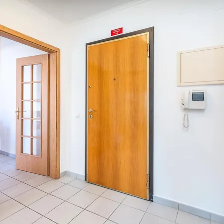 Cool Motion Rocha T1 아파트 *